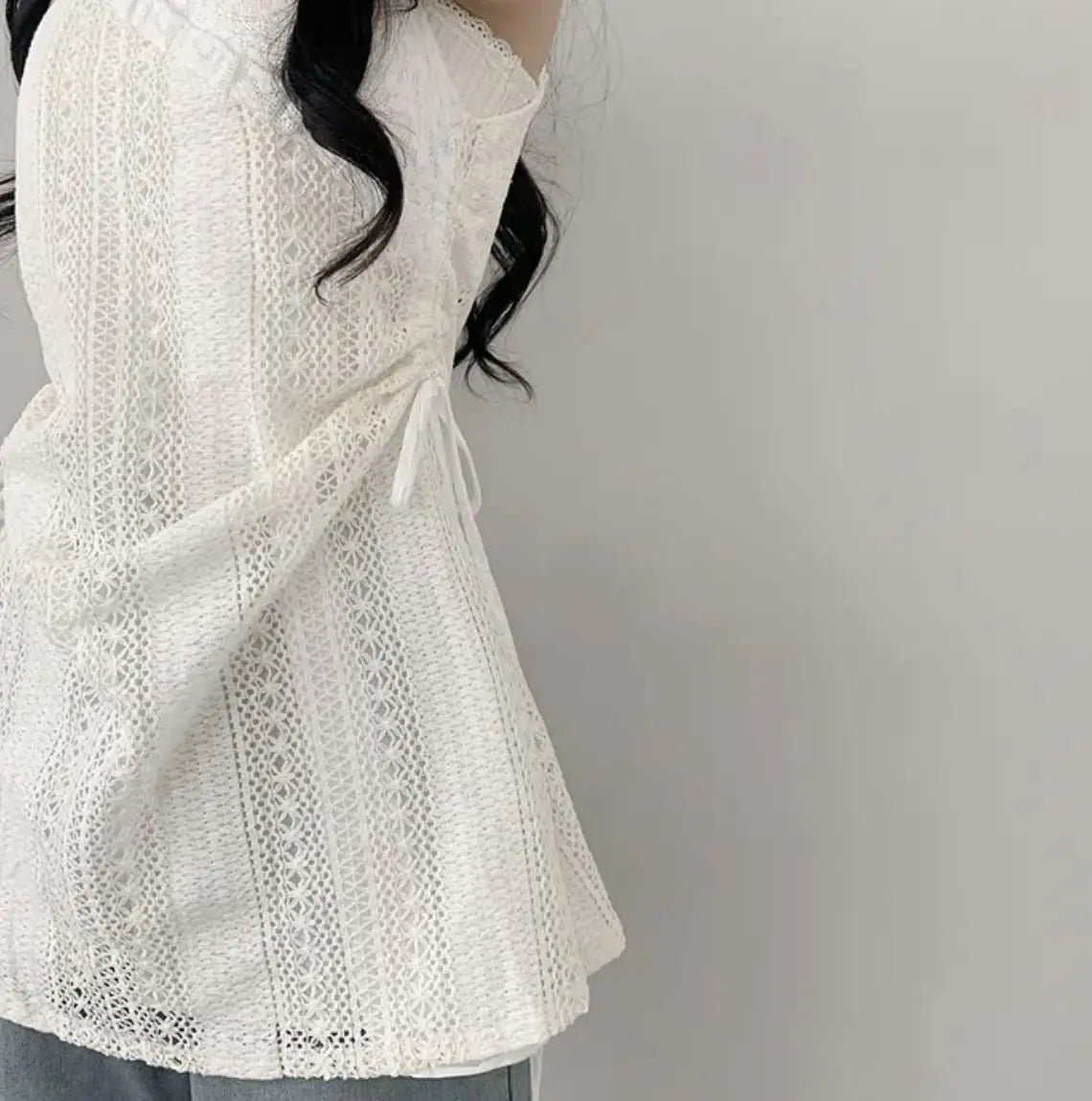 Heißes Mädchen koreanischer Stil Tunnelzug Schnürung Taille Spitze Kurze Trägerkleider + Weißer Unterzieh-Sling-Top Zweiteiliges Set