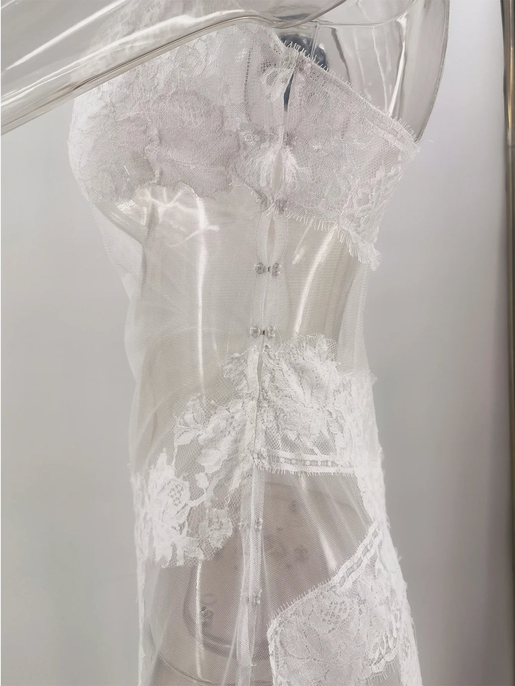 Abito lungo estivo sexy in pizzo a rete trasparente da donna, abito di lusso senza schienale per club, feste di compleanno, da sera, vestiti lunghi, vestiti
