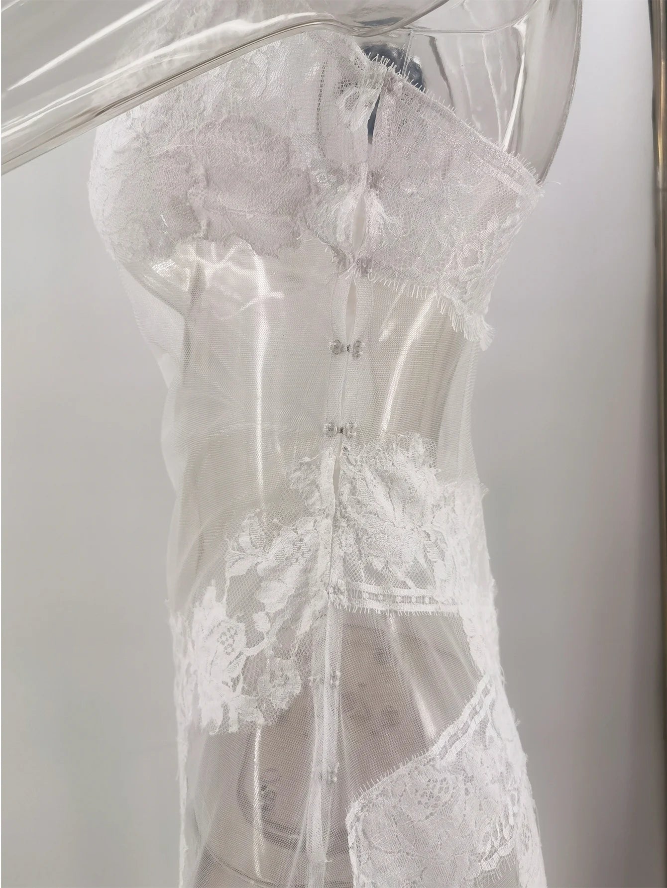 Abito lungo estivo sexy in pizzo a rete trasparente da donna, abito di lusso senza schienale per club, feste di compleanno, da sera, vestiti lunghi, vestiti