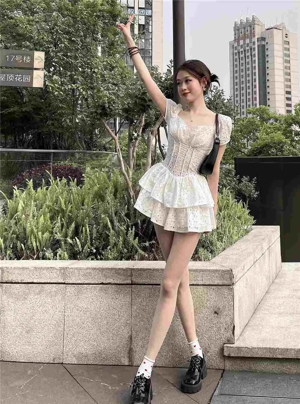 Damenkleider Quadratischer Kragen Hohl Rüschen Mädchen Kurze Culottes Vestido De Mujer Femme Robe