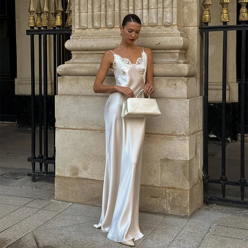 Elegantes, unifarbenes, plissiertes, schmales langes Kleid Damen Ärmellos schulterfrei V-Ausschnitt hoher Schlitz Satin Kleider 2026 Damen Dinnerparty Abendkleid